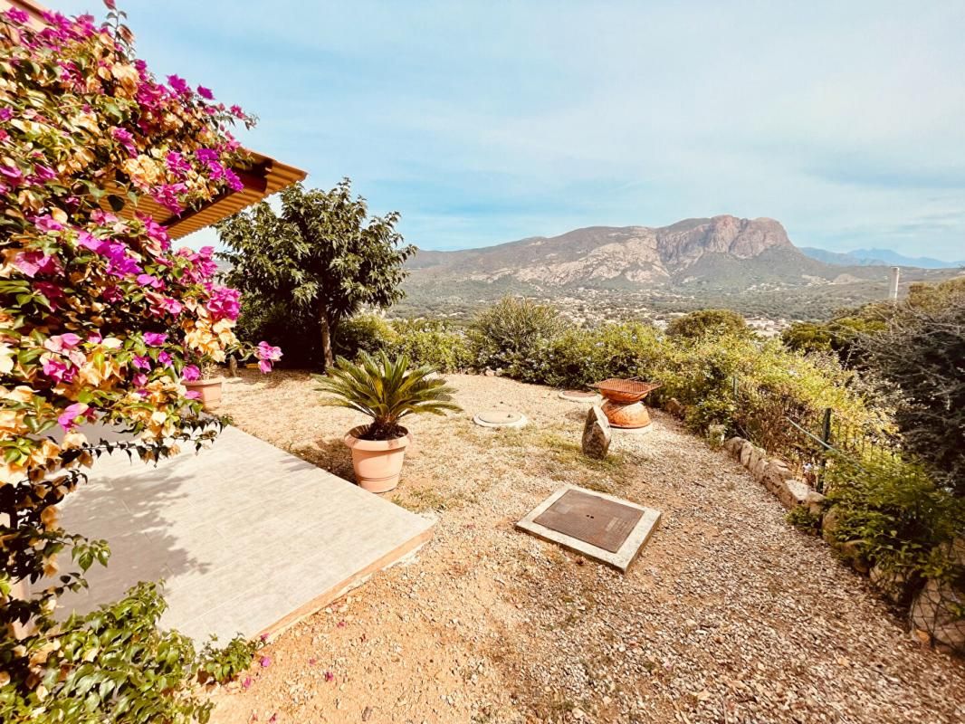 VENTE VILLA 134 m² ALATA (20167)