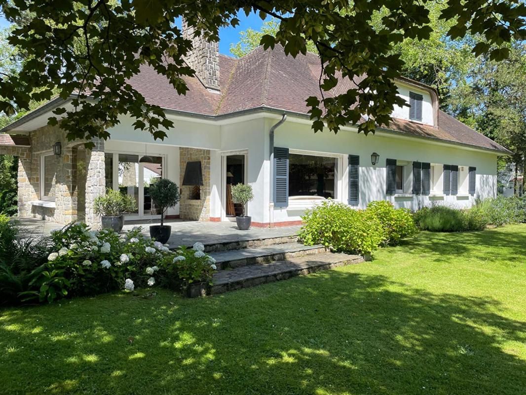 LE TOUQUET-PARIS-PLAGE VILLA PLAIN PIED  - 6 CHAMBRES  - GARAGE 2 VOITURES 2