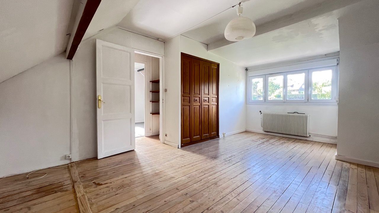 Maison  individuelle 5 pièce(s) 103 m2