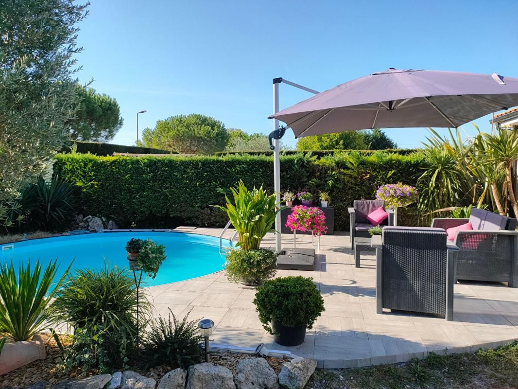 Maison 112 m² + garage  21m² + piscine