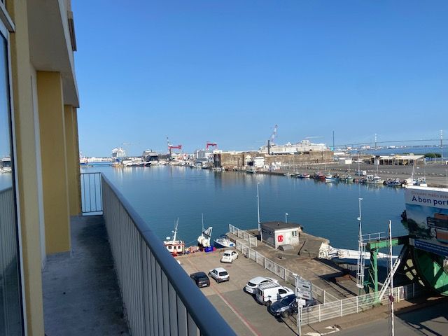 SAINT-NAZAIRE Appartement vue mer St Nazaire 4 pièce(s)Plus de100 m2 3
