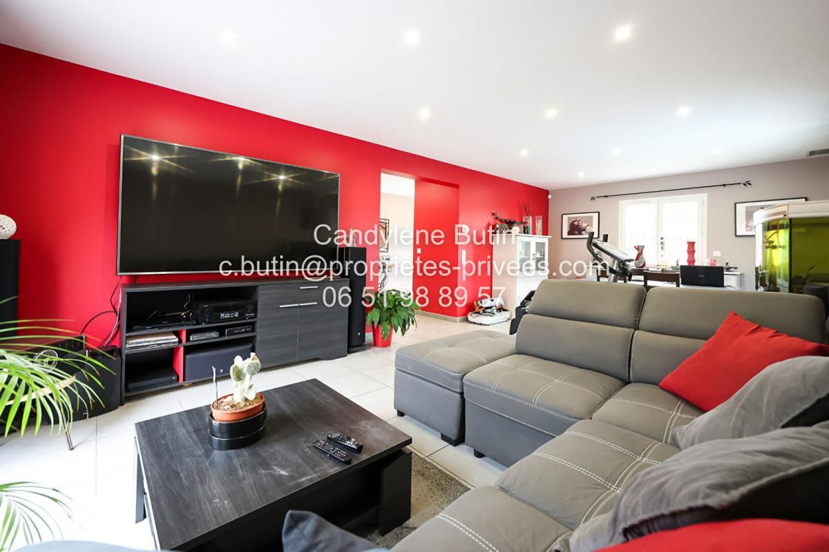 Belle villa de 116m² avec piscine et garage