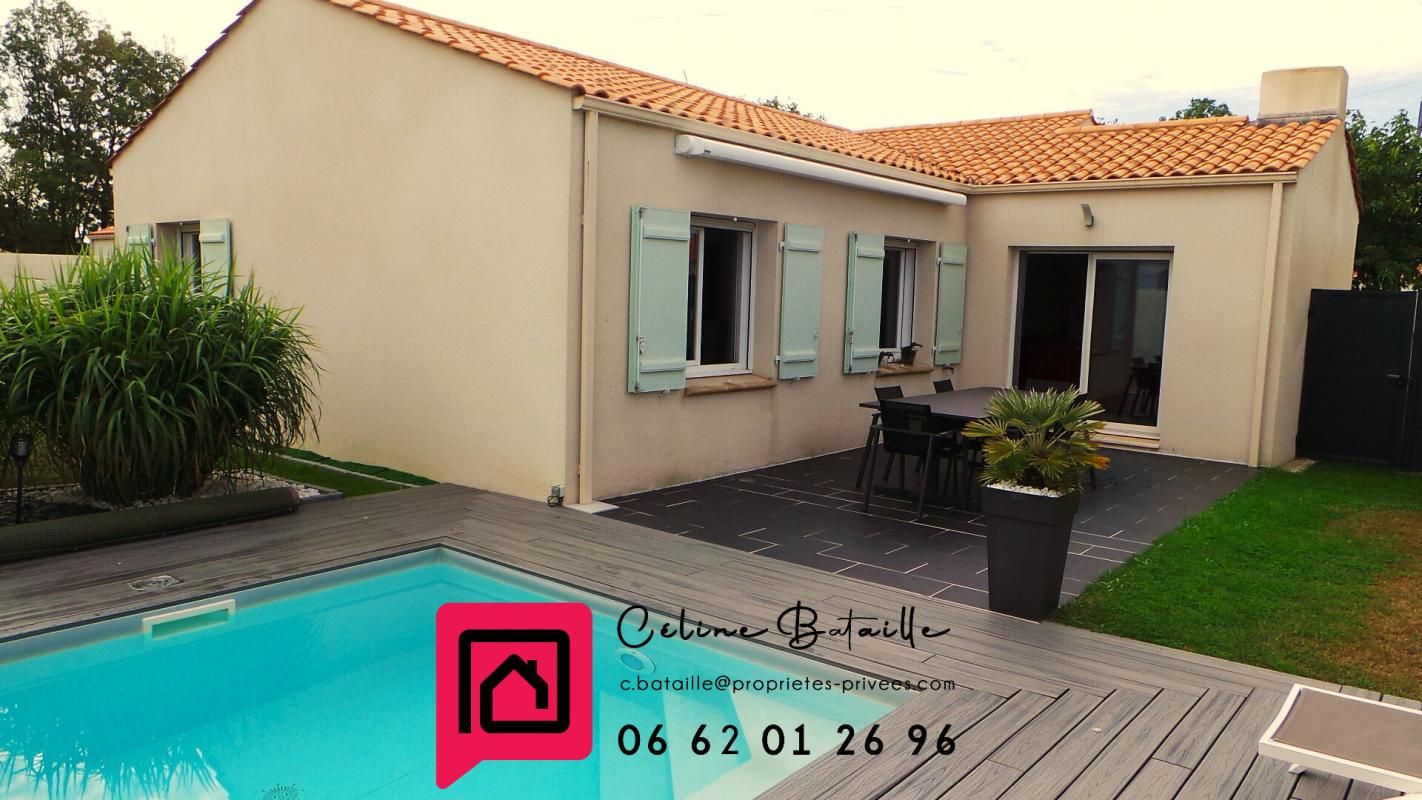 Maison Challans 3 chambres 1 bureau + garage et piscine