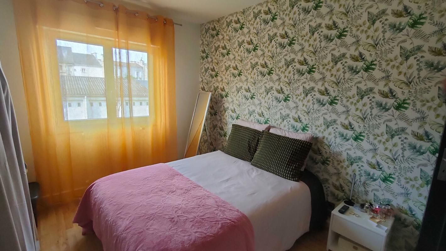 FONTENAY-LE-COMTE Appartement Fontenay Le Comte 4 pièce(s) 76.70 m2 3