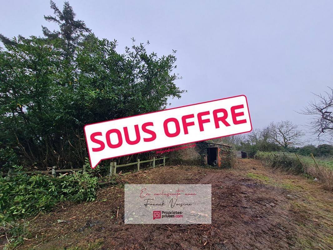 Terrain en partie constructible - A VENDRE en EXCLUSIVITE-  Vendrennes 1682 m2 env