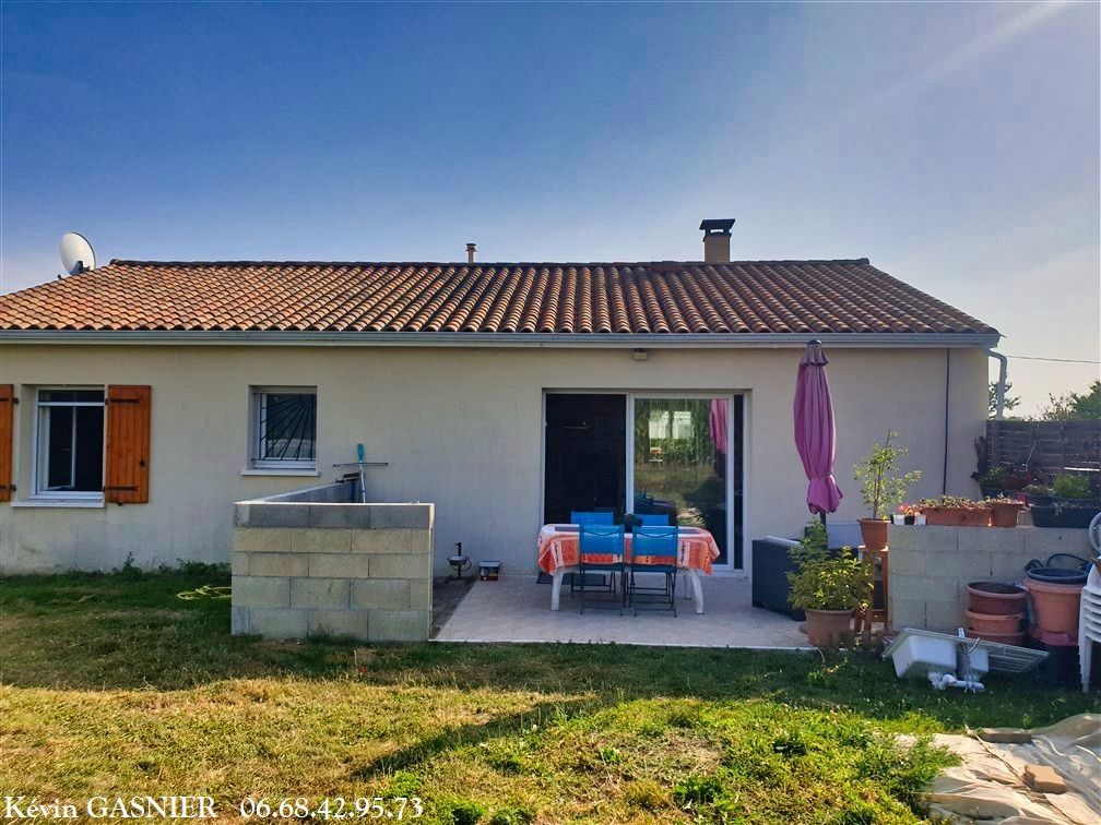 FOUQUEBRUNE (16410) : Plain pied avec 3 chambres 89m2