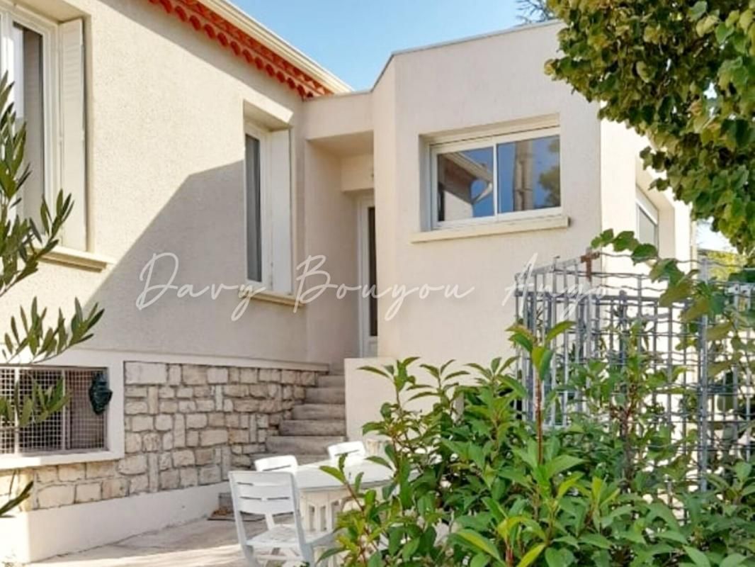 NIMES, à 13 Km la Calmette, Villa 90m2 environ, terrain 600m2 environ
