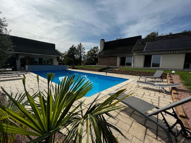 MAISON 200 m2 + GITE et Piscine