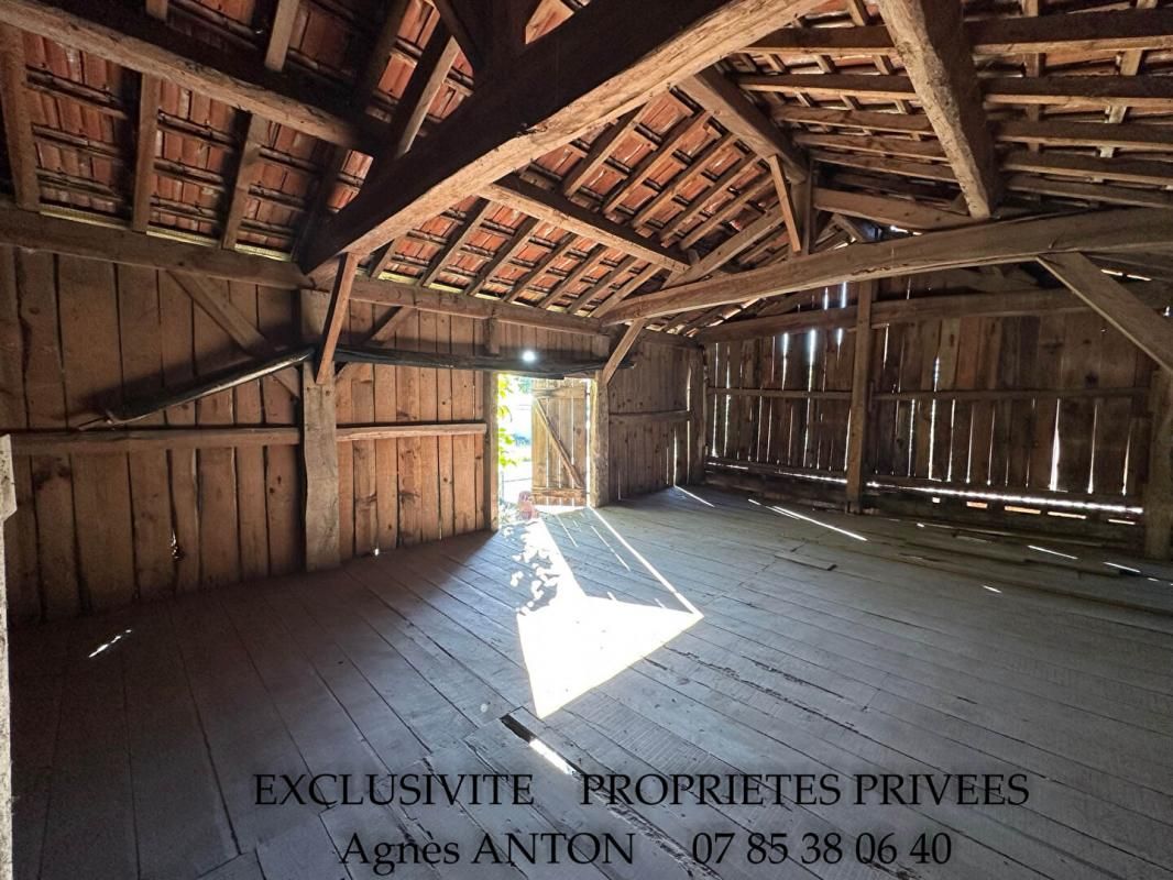 Grange SALLES 6 pièces 200 m2 sur 500m² de terrain