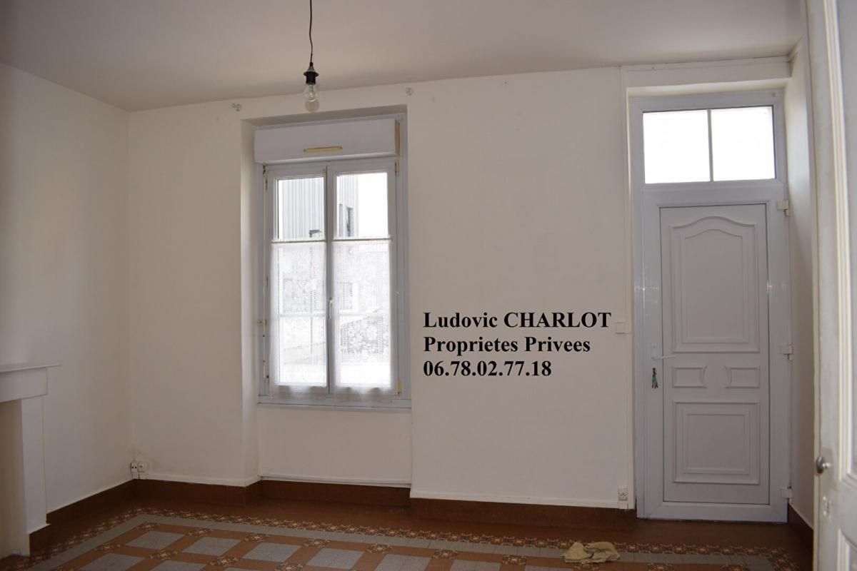 CHATEAU-DU-LOIR Maison Montval Sur Loir 3 pièce(s) 55 m2 - 2 chambres 1