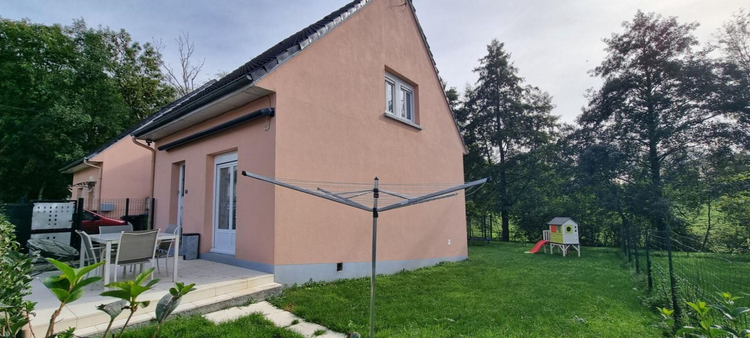 BRUNEHAMEL Maison Brunehamel 5 pièce(s) 86.5 m2 1