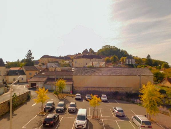 Gourdon, 46300: Appartement  63 000, 4 pièces, 64 m², 2 chambres, salle d'eau, wc séparés