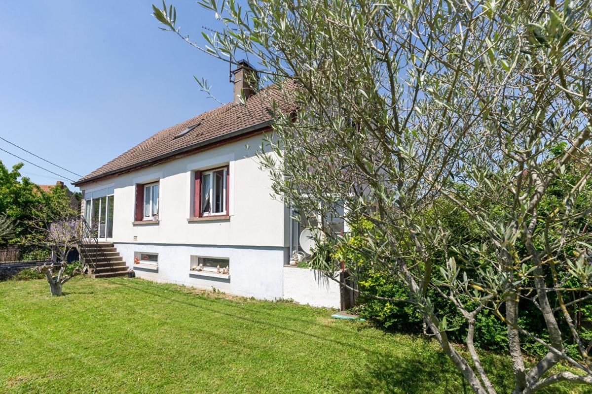 Maison 7 pièces à 3 km de Pithiviers (Loiret) 245 000 HAI
