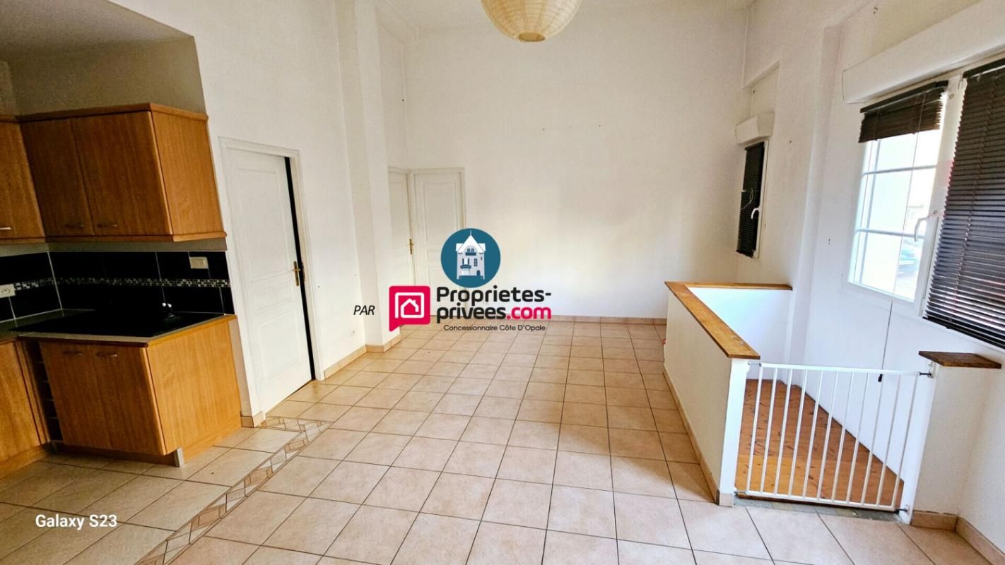 BOULOGNE-SUR-MER L'Agence Wimereusienne par Propriétés-Privées.com vous propose : 4