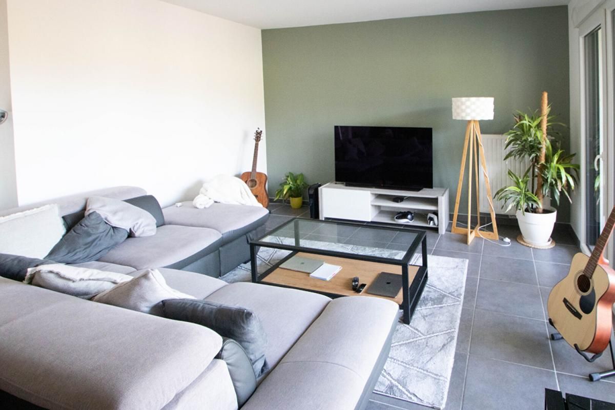 Appartement 3 pièces 65.7 m² loué meublé