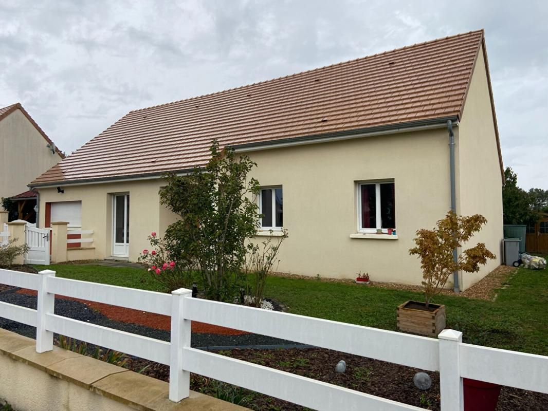 Maison plain pied - Louailles - 5 pièce(s) 107.33 m2