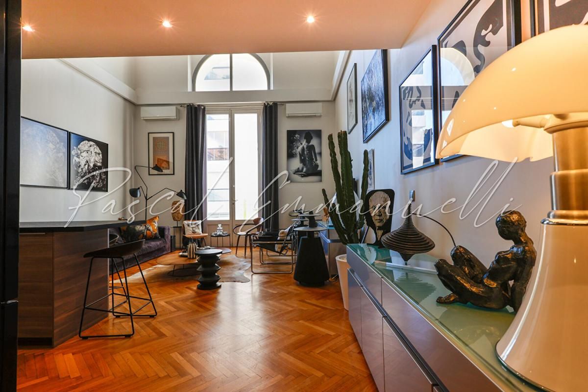 Appartement Cannes  Gallia 4 piece(s) 104 m2 1050000 euros