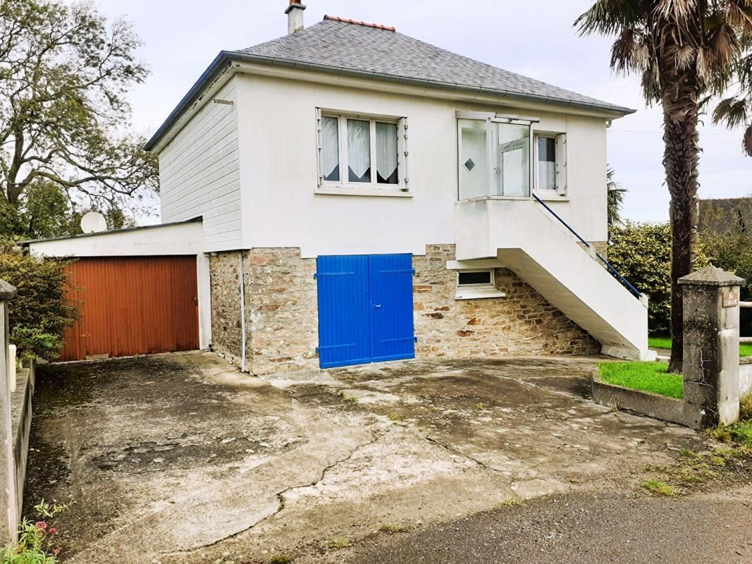 Maison T4 - 2 salles de douche, avec chalet de jardin indépendant sur terrain de 1 775 m² avec vue, à Landévennec (29 560) sur la presqu'ile de Crozon
