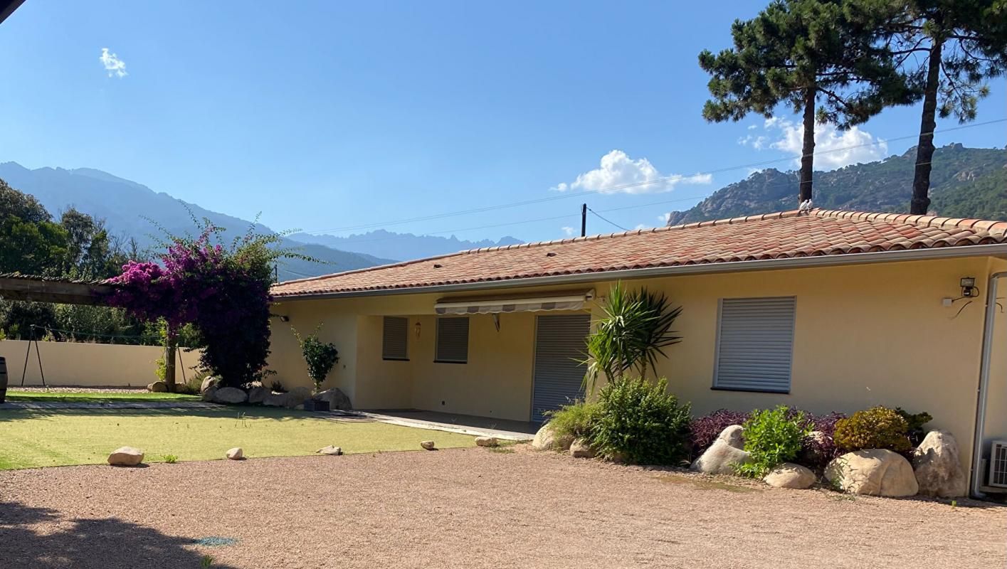 ZONZA Maison T5 + Appartement T2 sur terrain - STE LUCIE DE PORTO-VECCHIO - CORSE DU SUD - FRANCE 1