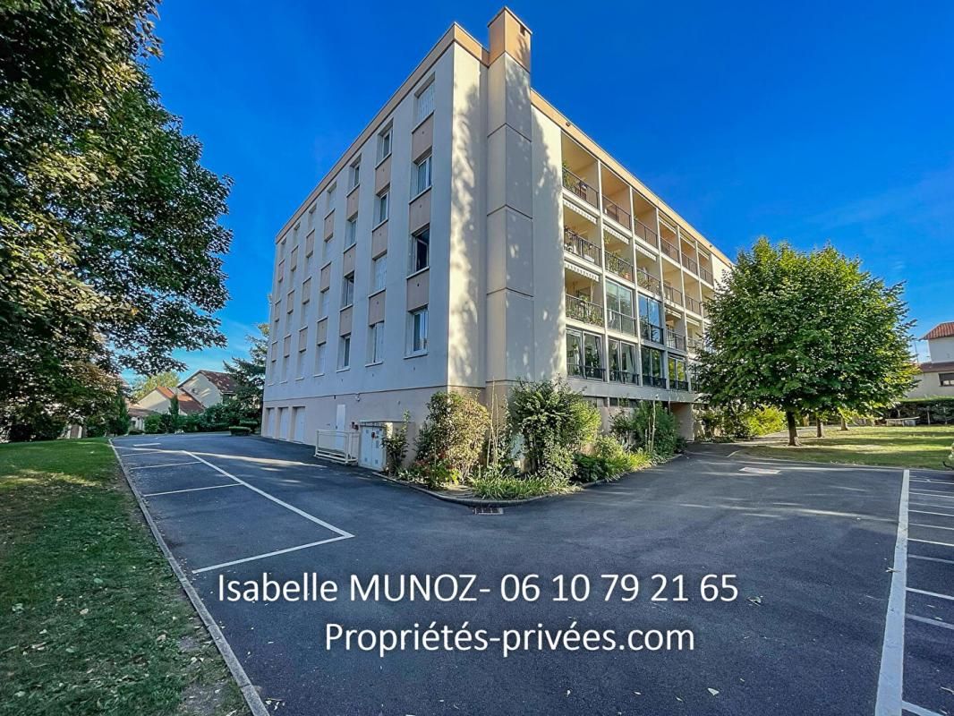 Appartement Clermont Ferrand 6 pièce(s) 127.3 m2 avec  terrasse et  garage