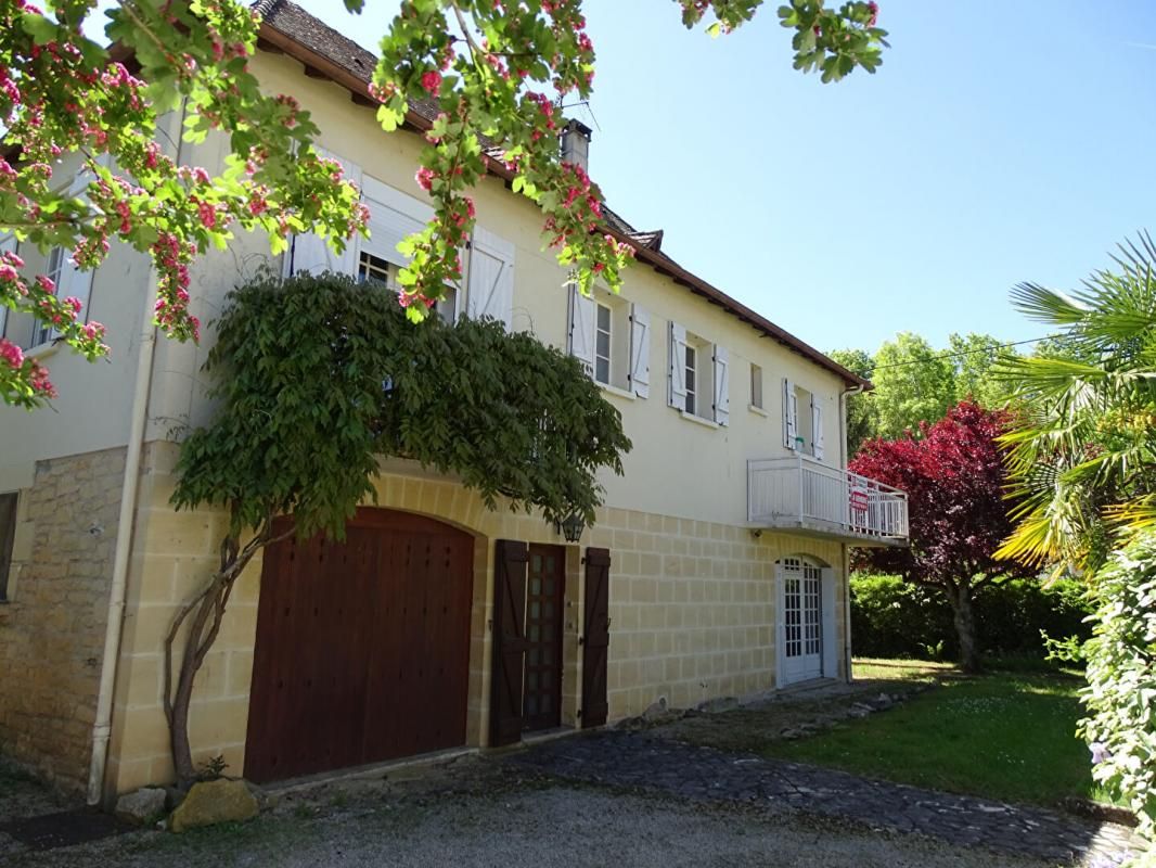 Maison Montignac 11 pièce(s) 270 m2