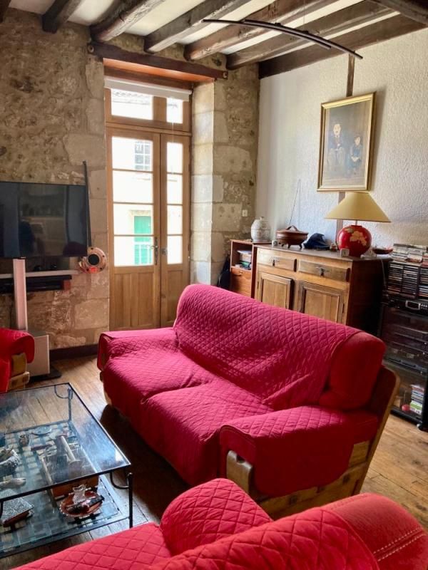 Maison de ville avec jardin et garage Château L'Evêque 114 m2