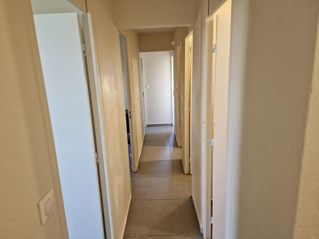POINTE-A-PITRE Appartement 4 pièce(s) 71.65 m2 2