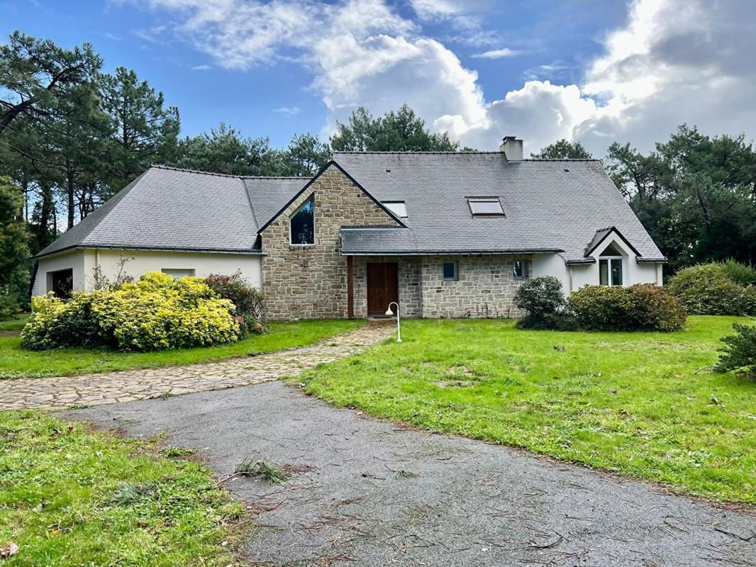 Superbe Maison d'Architecte pour les Amoureux de Golf et de la Nature