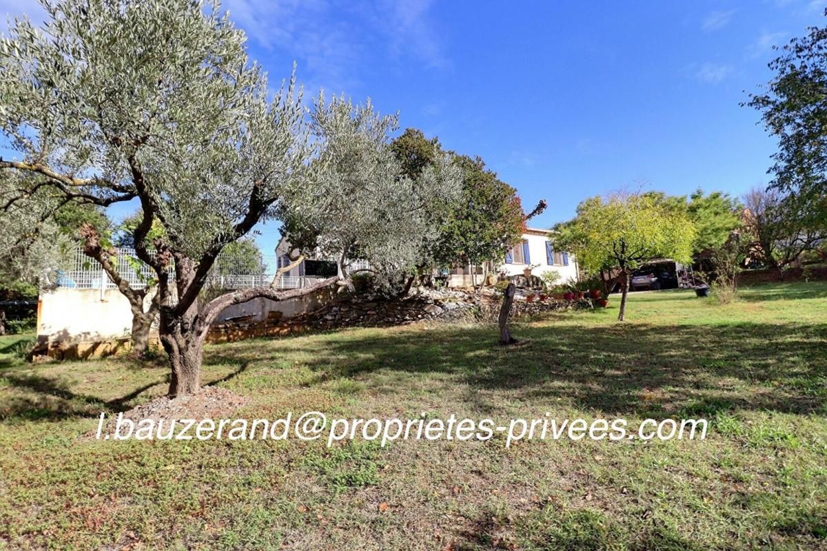 Proche Uzès Maison individuelle