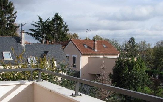 93380 Pierrefitte sur Seine-Secteur Domaine de la Butte -APPARTEMENT 4 PIÈCES 74 M² BALCON - PARKING