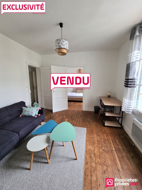 A vendre en exclusivité centre ville d'Angers lot de 3  appartements de type T2 de 40m2 au prix de 499152 euros HAI