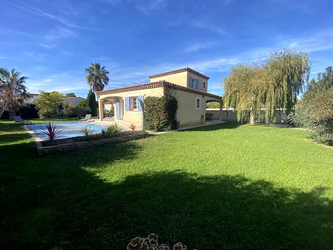 FOS-SUR-MER Villa 5 pièces sur 1040 m2 de terrain 2