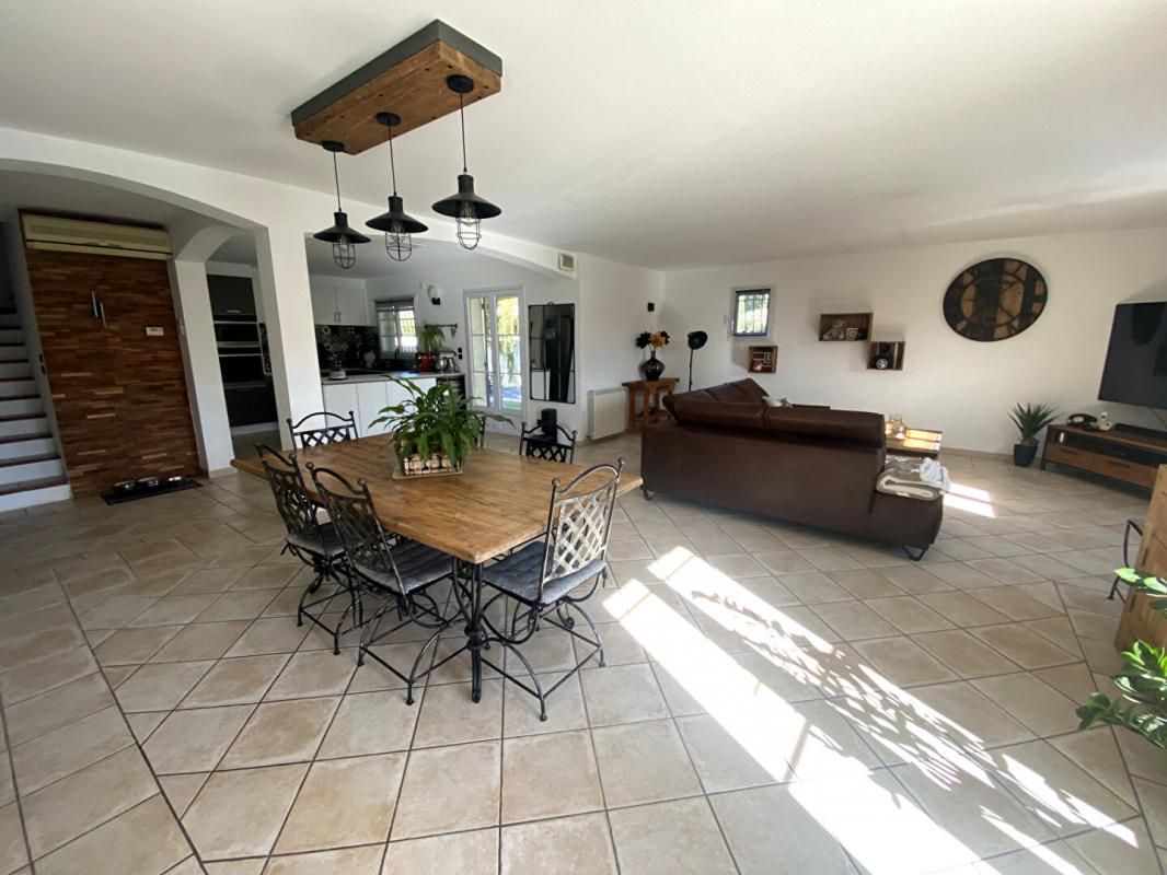 FOS-SUR-MER Villa 5 pièces sur 1040 m2 de terrain 3