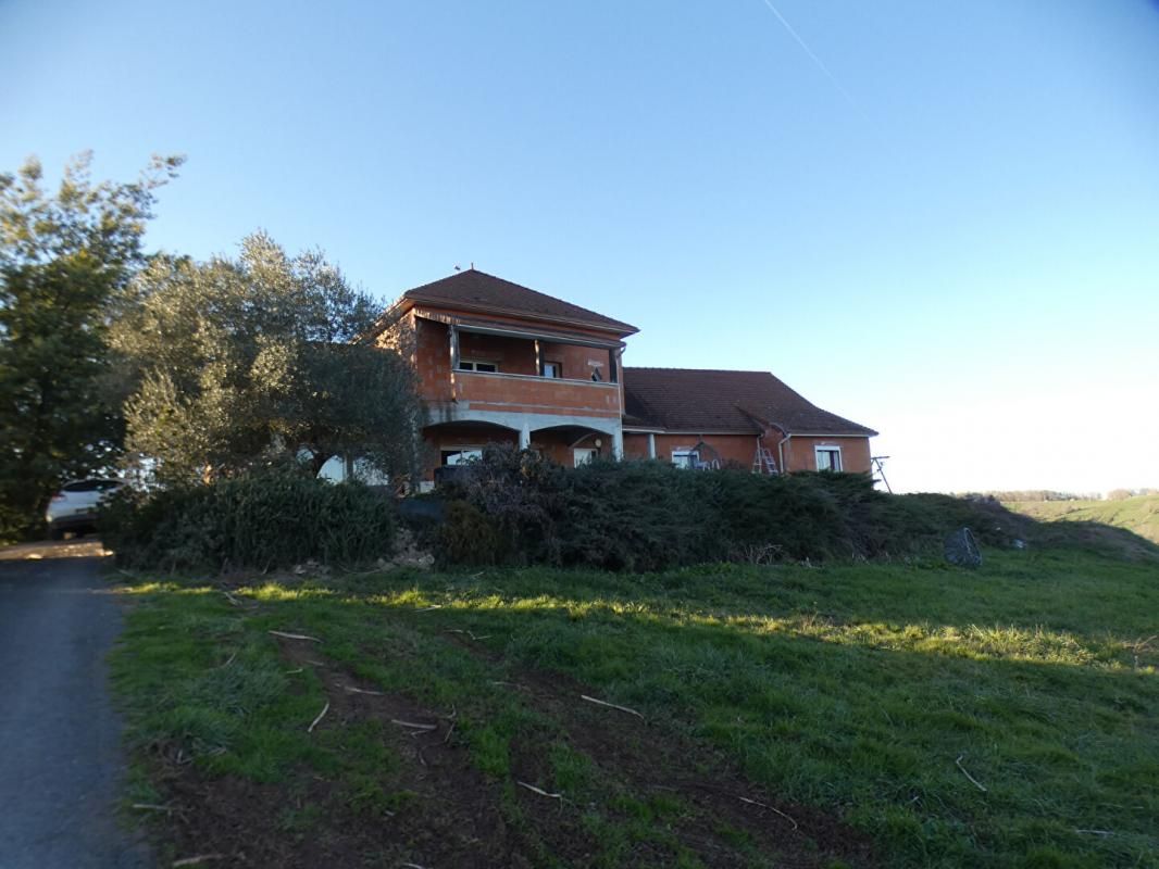 Maison d'architecte avec vue magnifique à 5 min de Brive