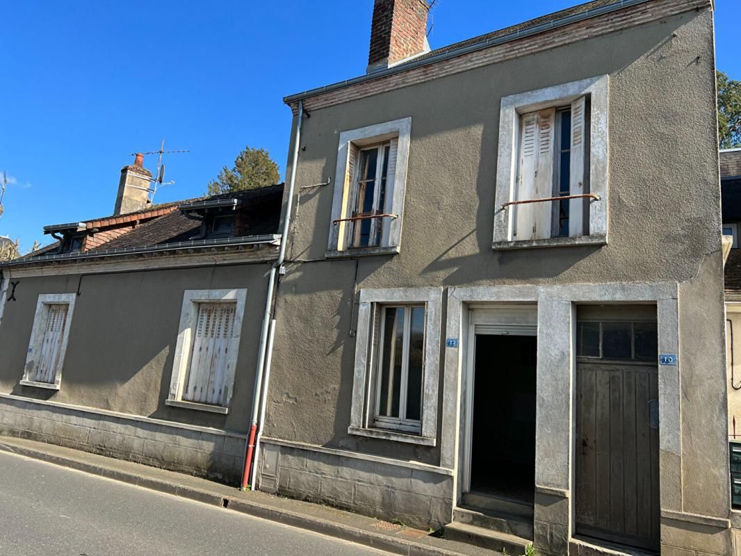 SAVIGNY-SUR-BRAYE 3 APPARTEMENTS dans maison ancienne 1