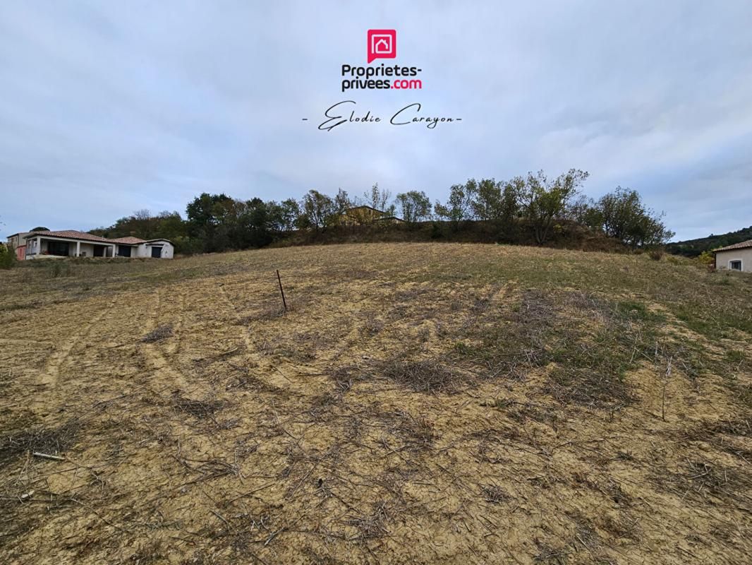 Terrain constructible 1594 m2 à 5min de Limoux