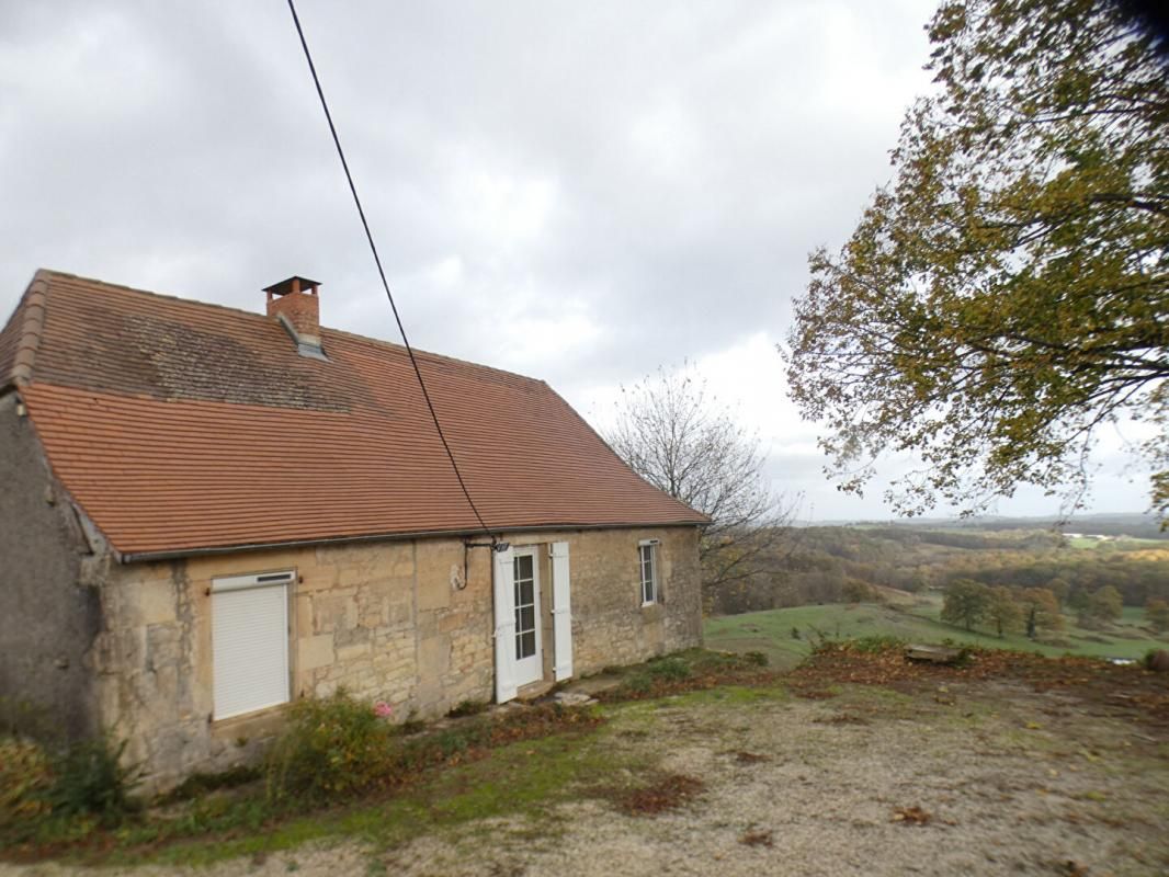 Maison Nailhac avec grange et petite maison (idéal gîtes) sur 28 000m²