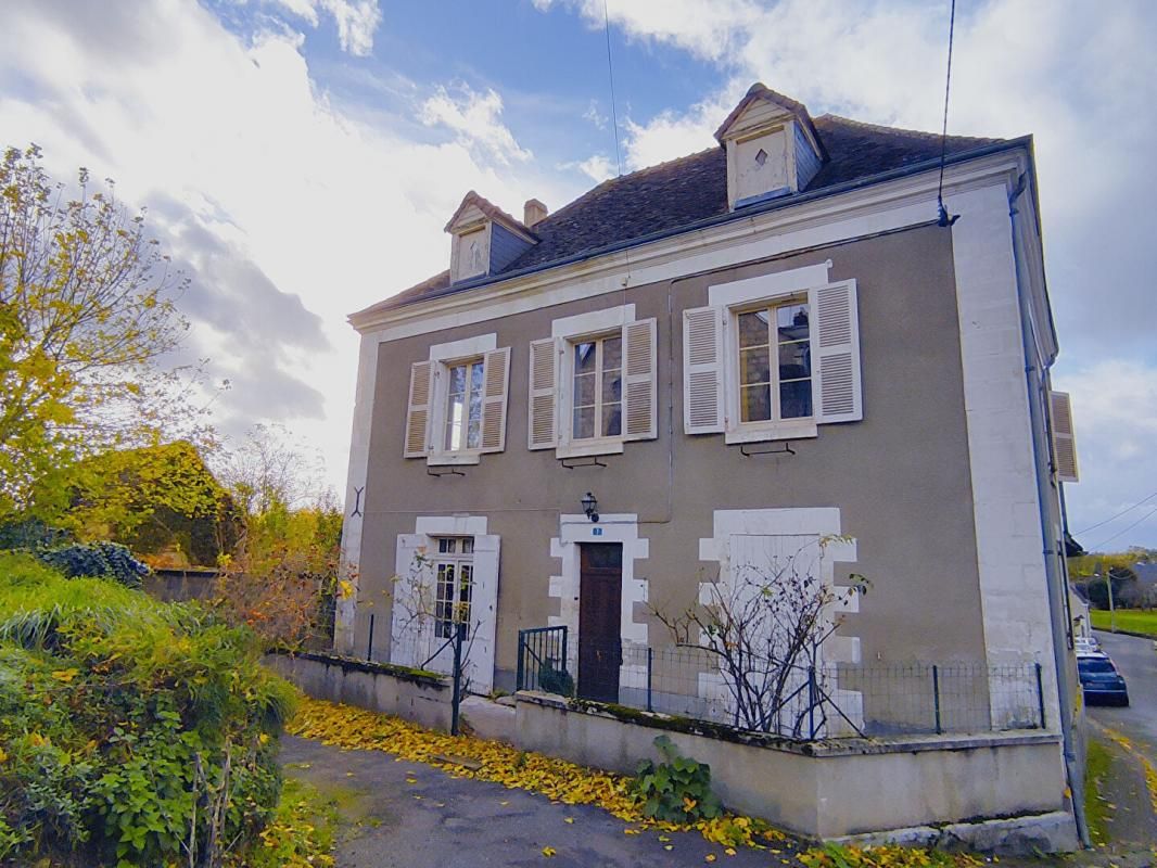 Maison de village Preuilly Sur Claise 6 pièce(s) 129 m2