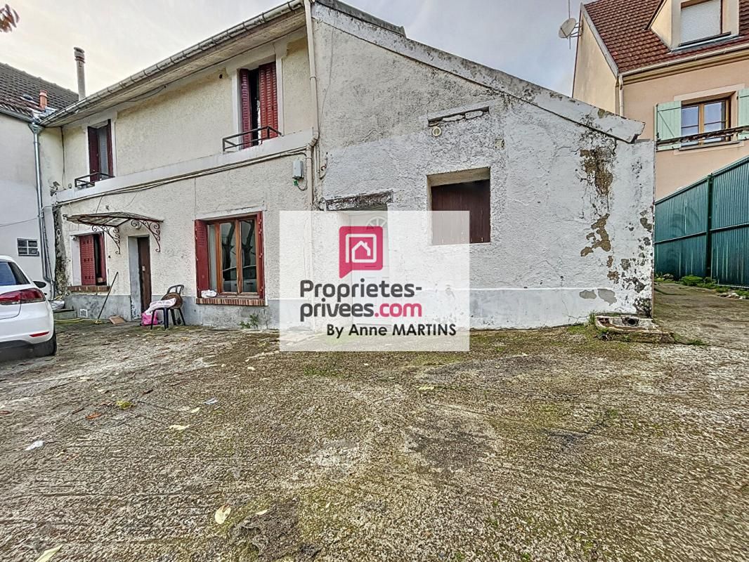 Maison decoupée en 5 appartements - Longjumeau