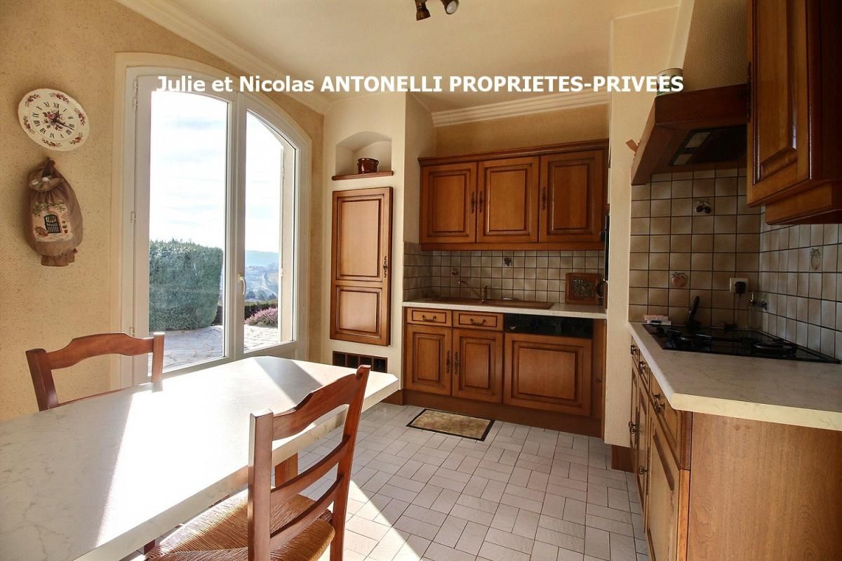 SAINT-JUST-MALMONT Maison Saint Just Malmont 7 pièce(s) 191 m² 5 chambres sur 1000m² de terrain 4