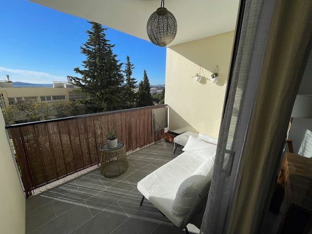 Toulon Bas Faron Vue Mer Appartement T3 de qualité