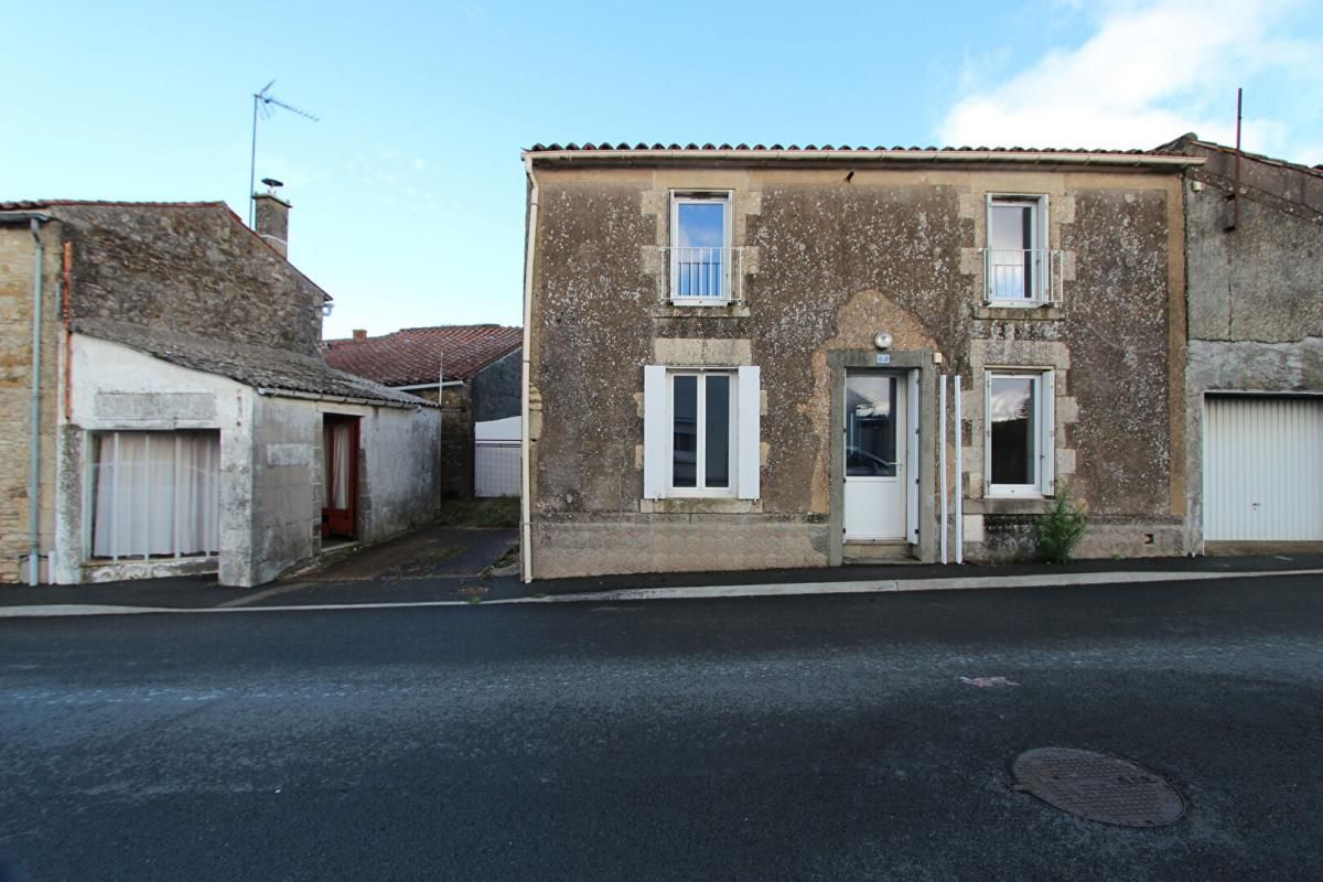 Maison Thouarsais Bouildroux 5 pièce(s) 114 m2