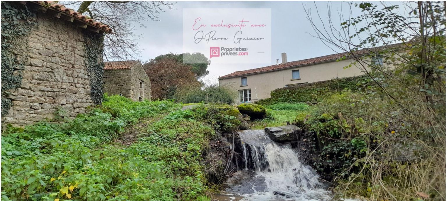 Maison Saint Cyr Des Gats 8 pièce(s) 180 m2