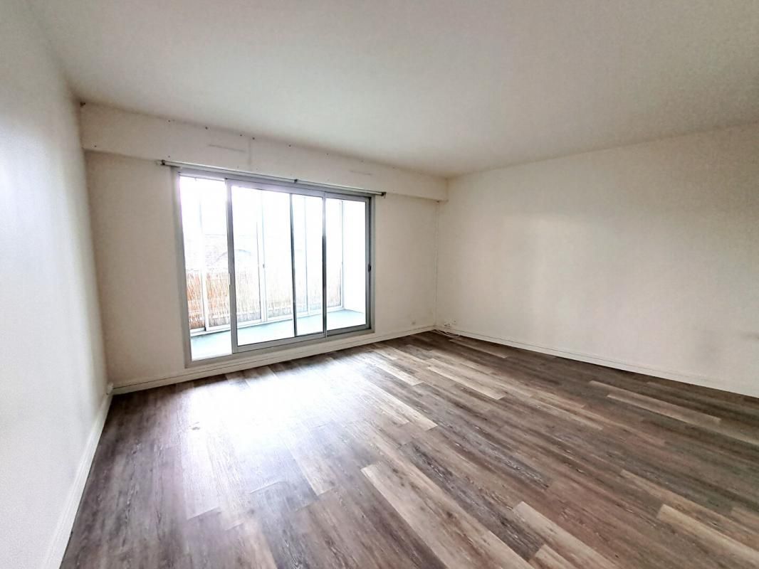 Appartement Paris 12 1pièce(s) 30.84 m2