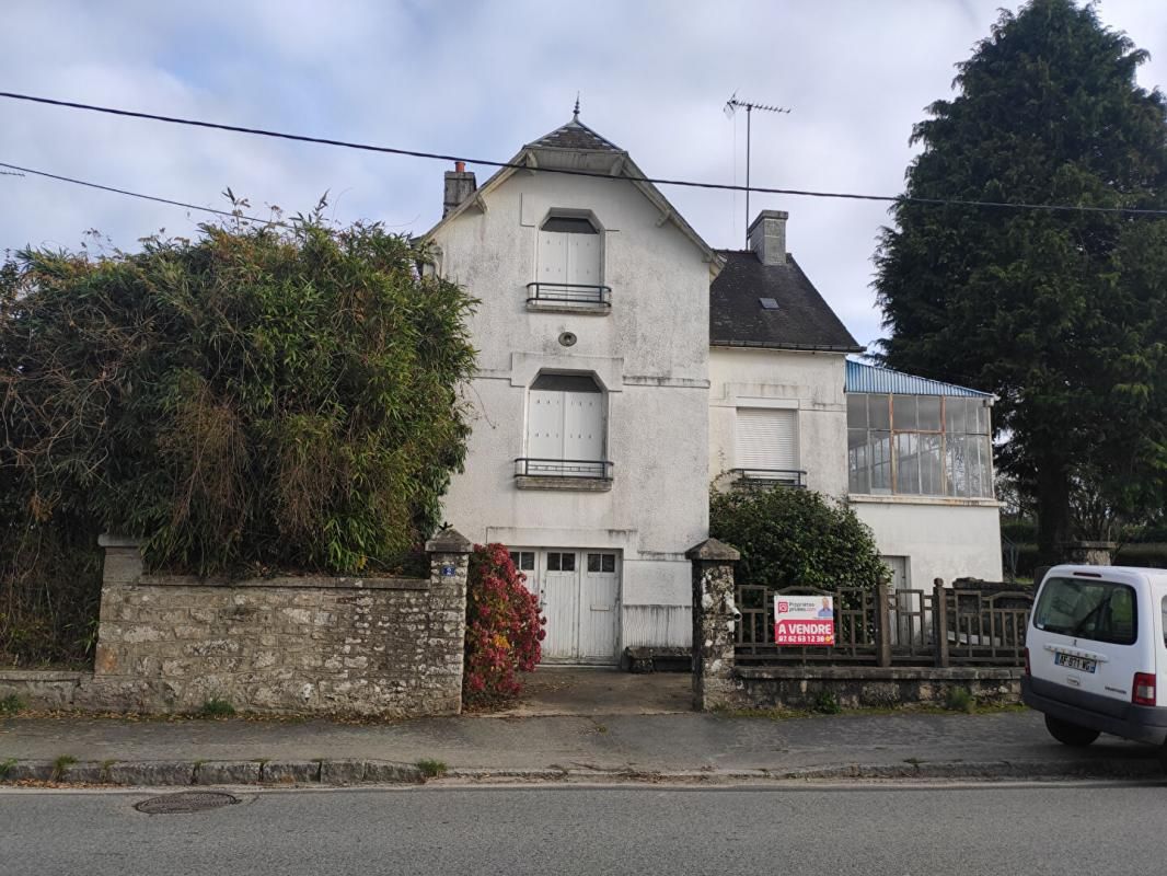 Maison avec jardin proche commerce, Guémené sur scorff