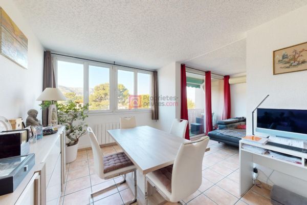 MARSEILLE-9E-ARRONDISSEMENT Appartement  3/4 pièce(s) 62 m2 1