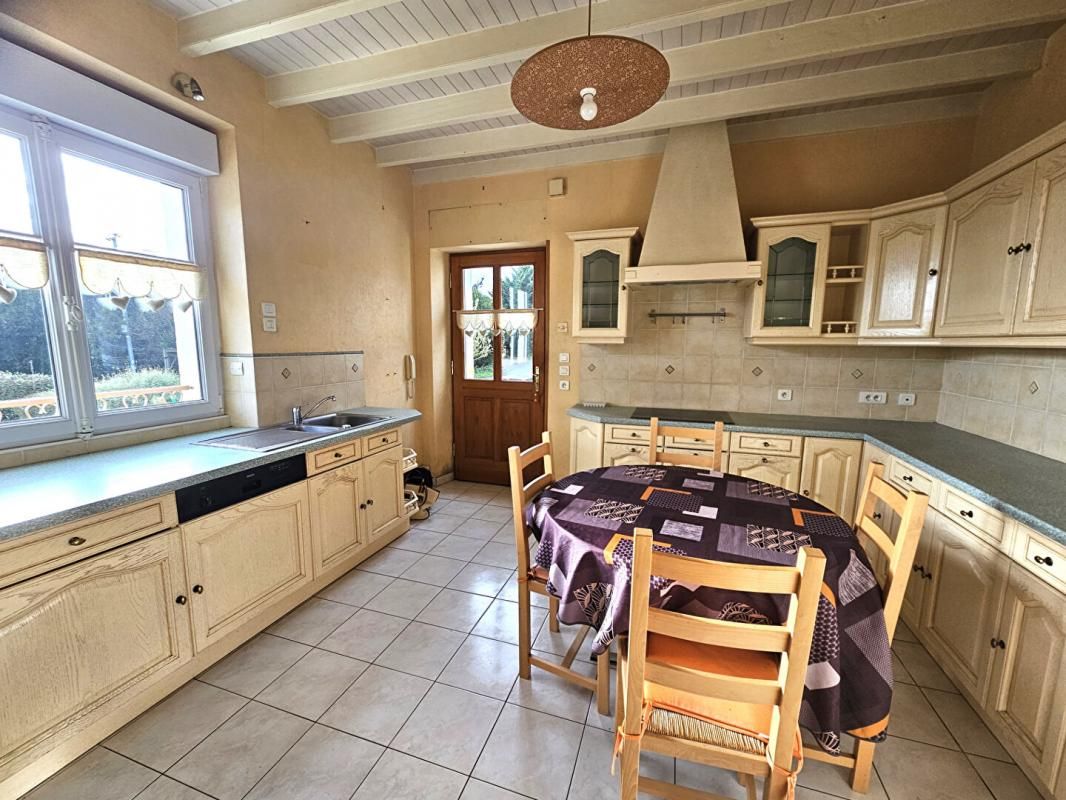 Maison Suce Sur Erdre 5 pièce(s) 105 m2 323 000 euros FAI