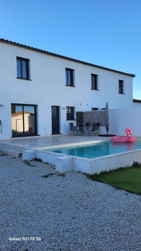 VILLA TYPE 4 MEUBLEE AVEC PISCINE