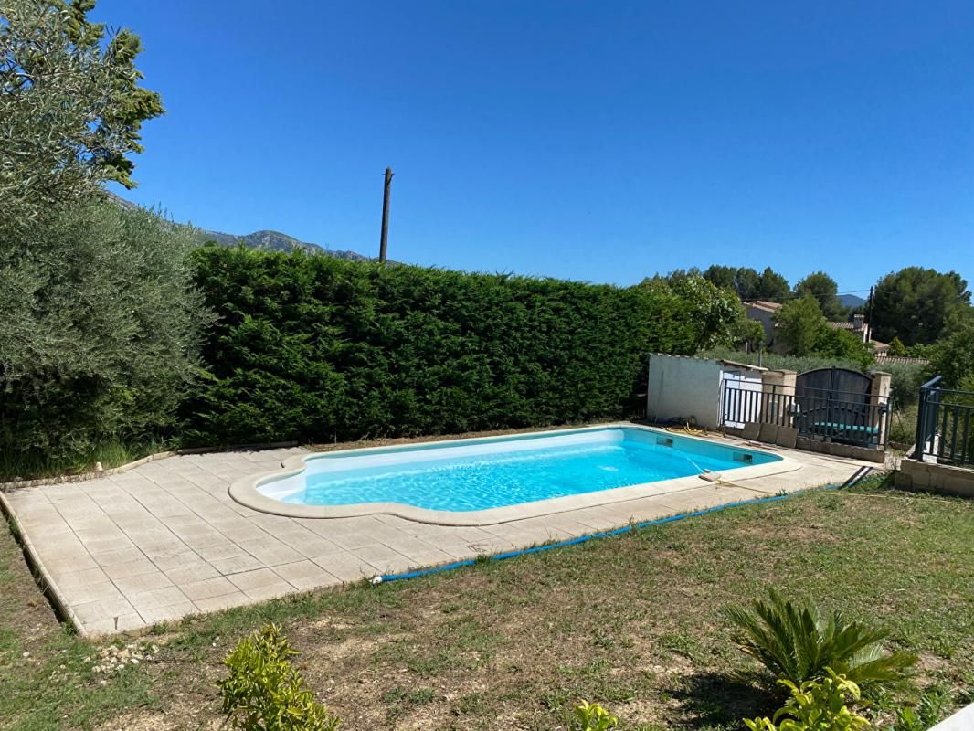 ROQUEVAIRE Villa neuve Lascours  130 m2 + 110 m2 piscine 1