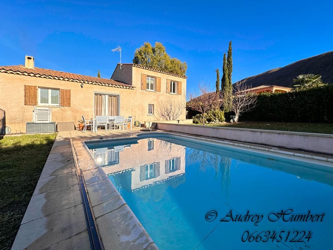 LES MEES EXCLUSIVITE,  LES MEES, JOLIE MAISON de 118 m²  avec jardin clos et arboré et piscine 1